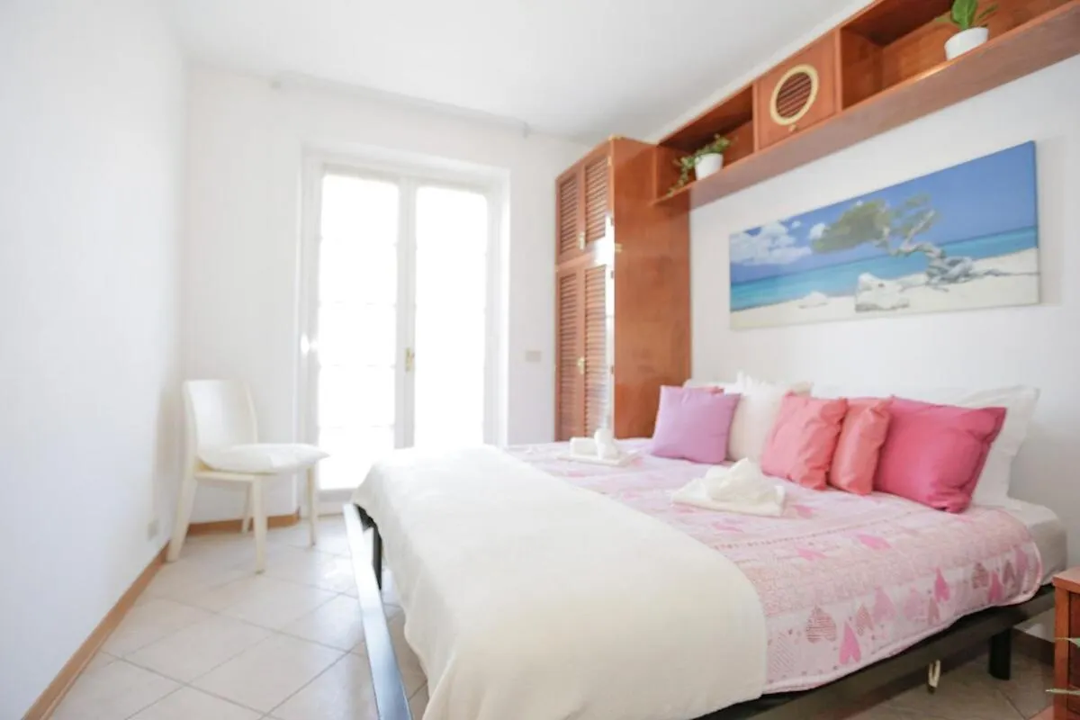 Navy Apartment Massa  Italië