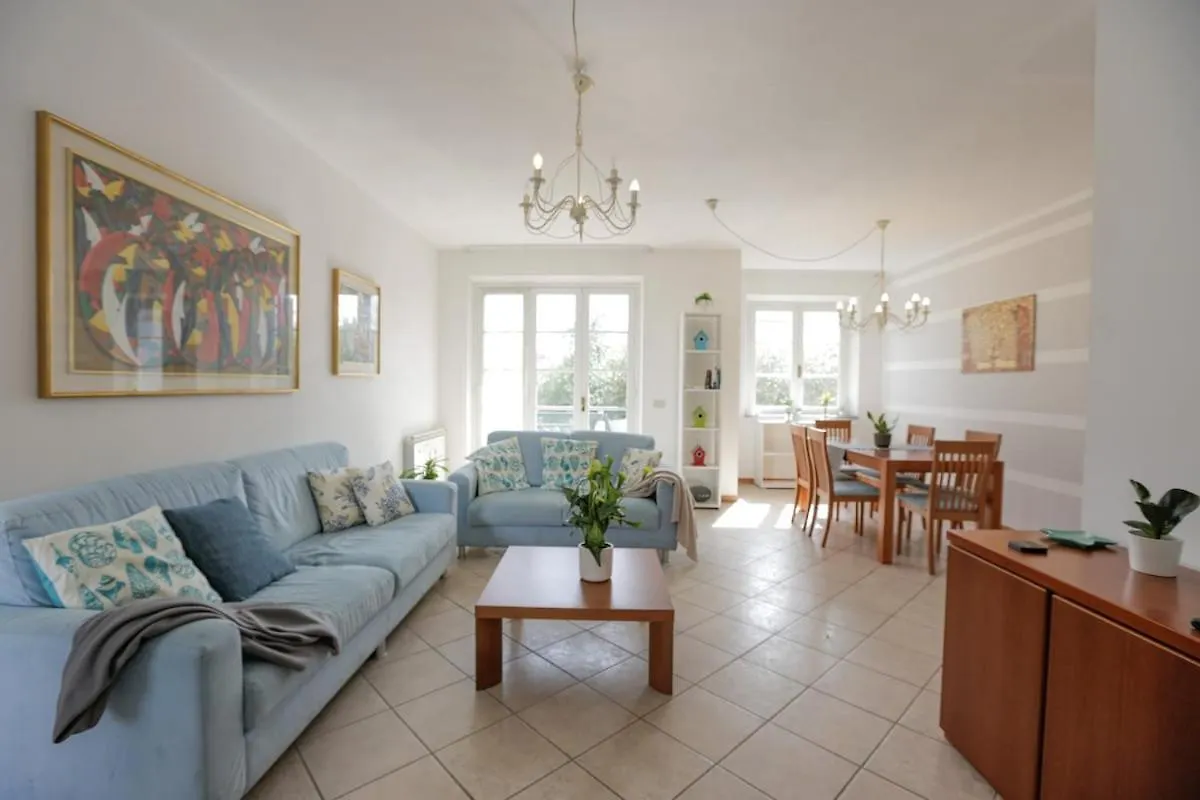 Navy Apartment Massa