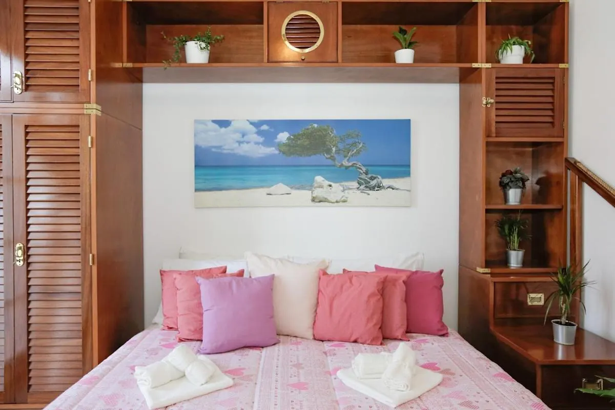 Navy Apartment Massa