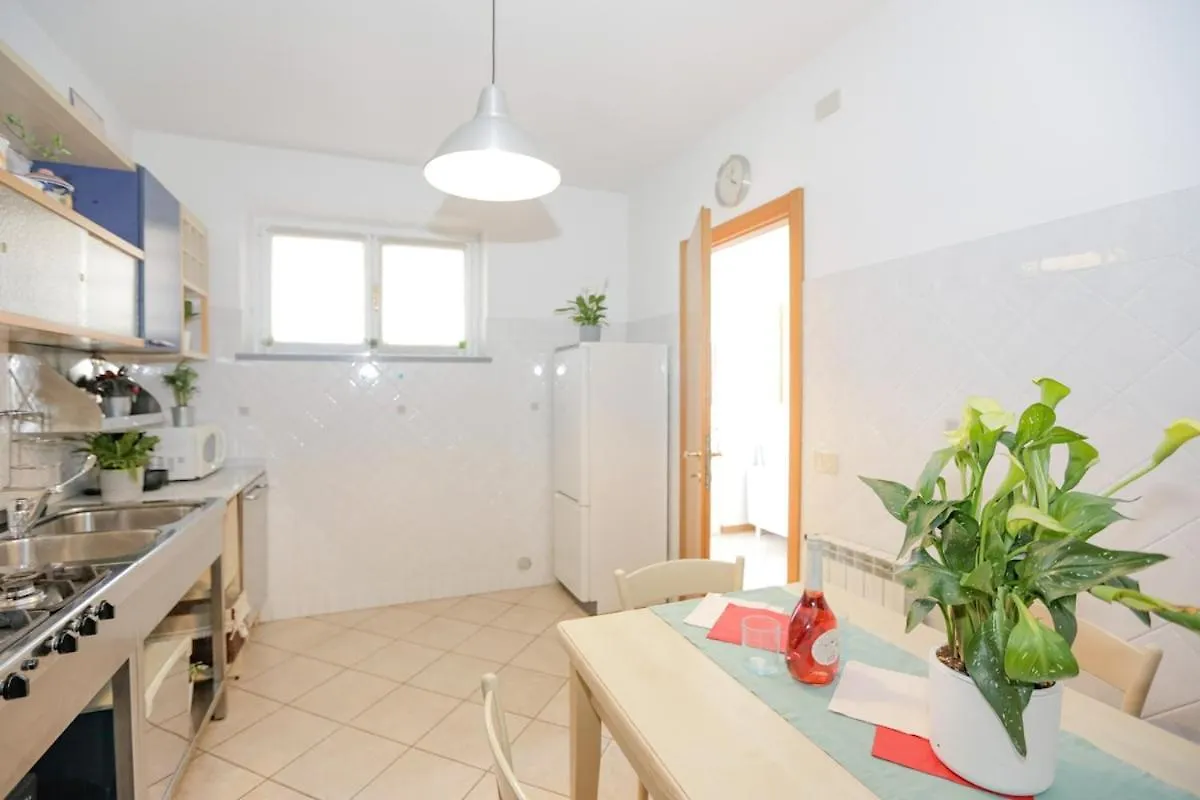 Navy Apartment Massa  Italië