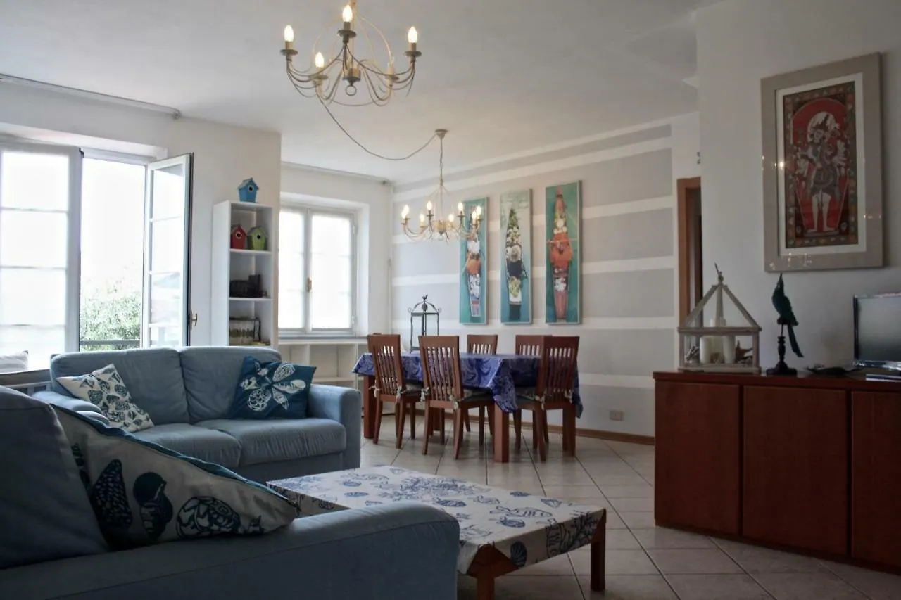 Navy Apartment Massa