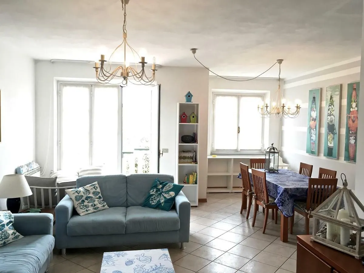 Navy Apartment Massa