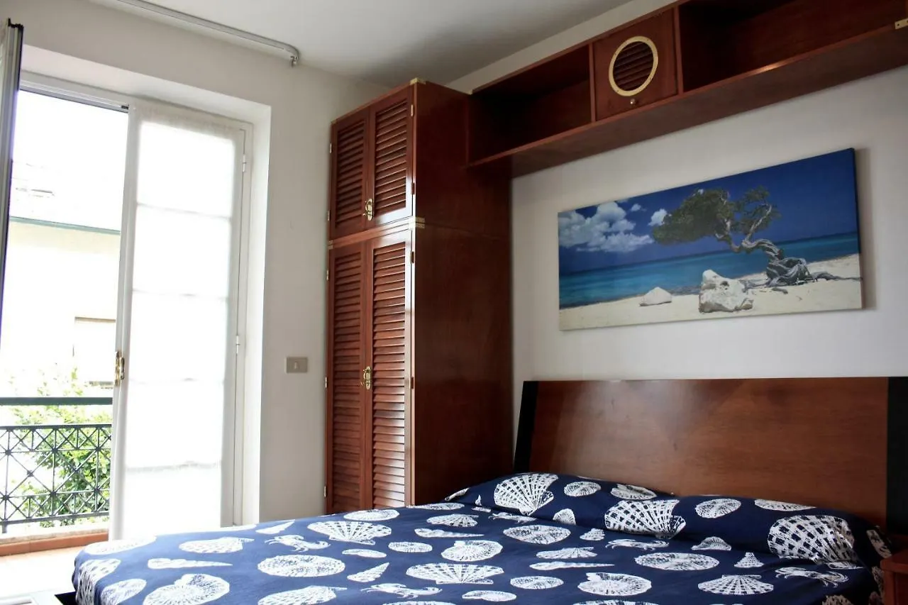 Navy Apartment Massa  0*, Massa (Tuscany) Italy